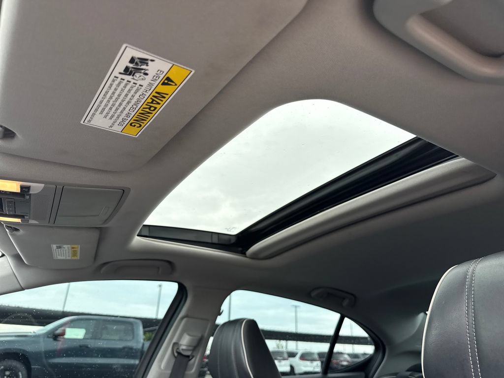 Used 2018 Acura TLX w/ Technology Package AWD/4WD image 23