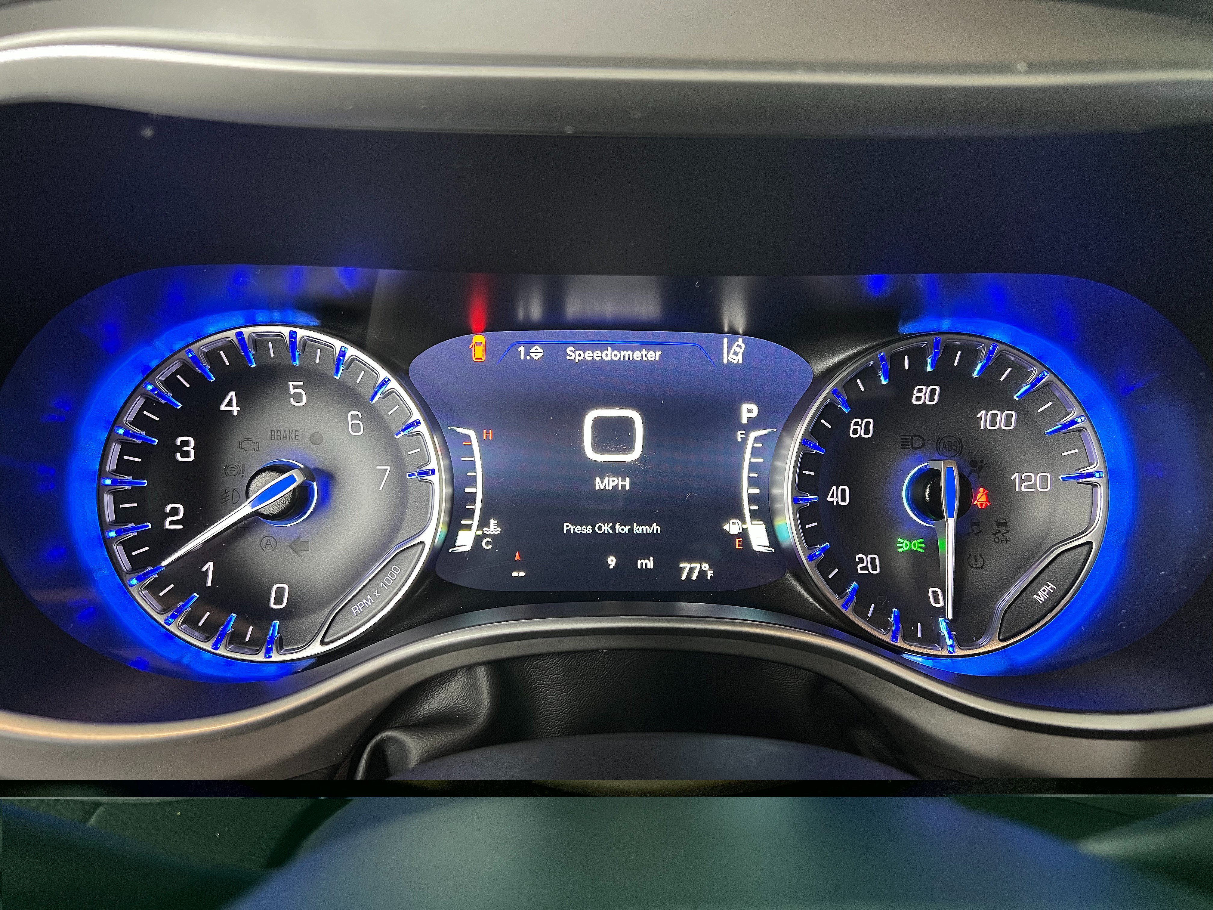 New 2027 Chrysler Pacifica Select FWD image 12