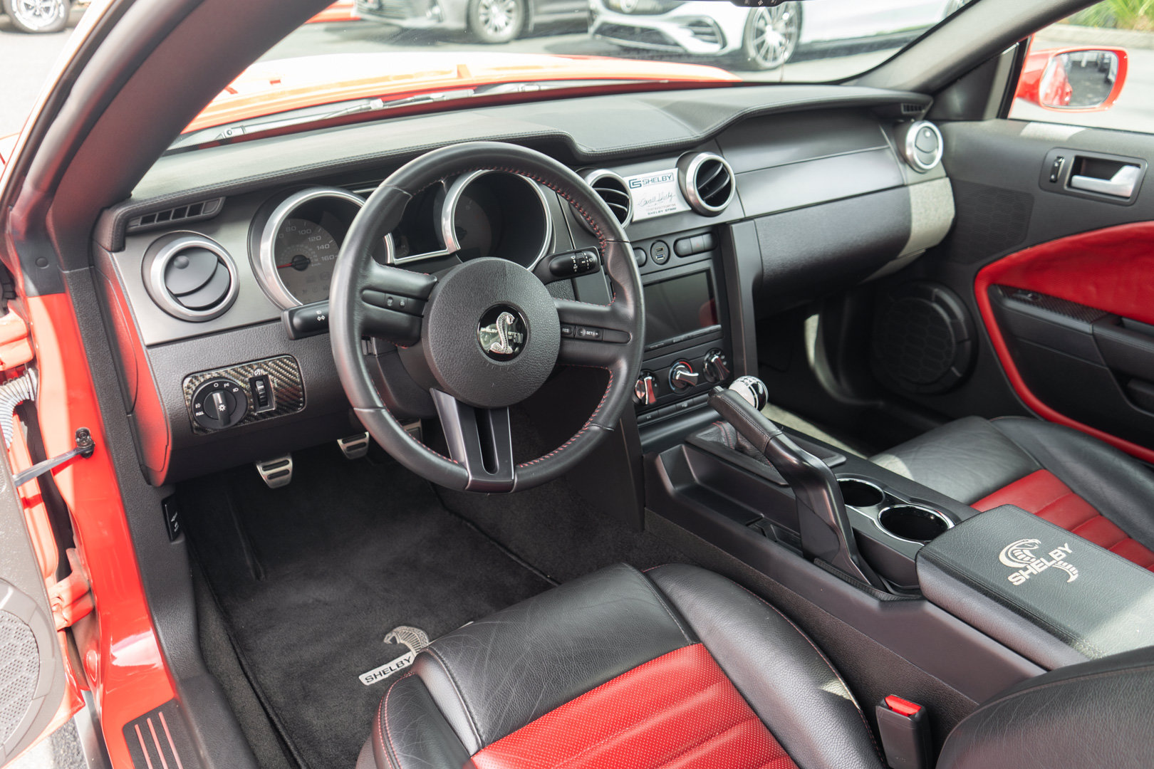 Used 2007 Ford Mustang Shelby GT500 RWD image 8