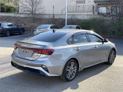 Used 2023 Kia Forte GT-Line w/ GT-Line Premium Package image 5