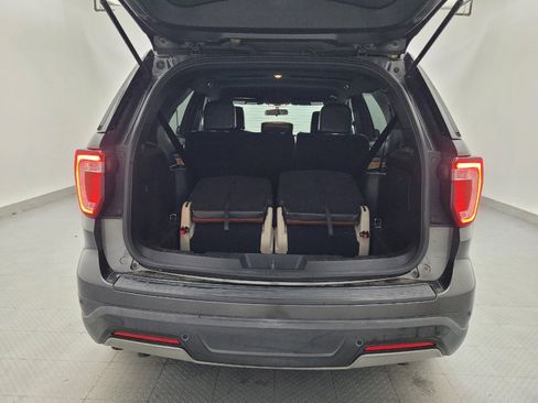 Used 2019 Ford Explorer XLT FWD image 29
