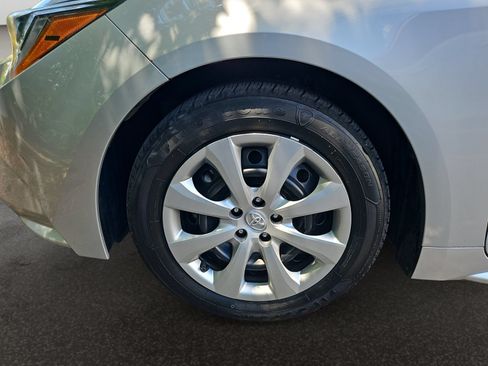 Used 2024 Toyota Corolla LE FWD image 34