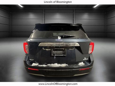 Used 2023 Ford Explorer XLT w/ Equipment Group 202A image 8