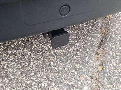 New 2026 Porsche Macan image 20