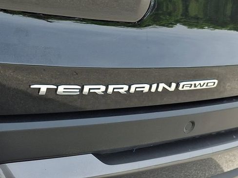 Used 2025 GMC Terrain Elevation image 34