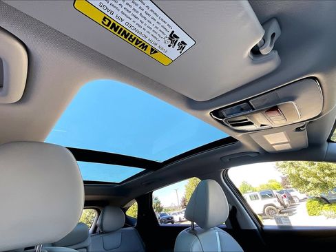 Used 2025 Hyundai Tucson Limited AWD/4WD image 23