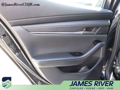 Used 2024 MAZDA MAZDA3 s image 17