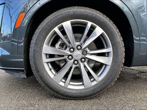 Used 2021 Cadillac XT6 Premium Luxury image 10