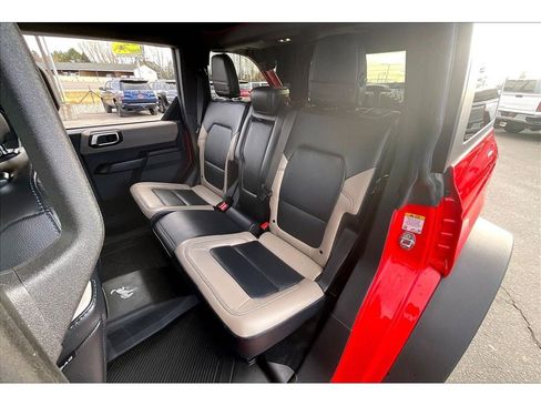 Used 2024 Ford Bronco Wildtrak image 26