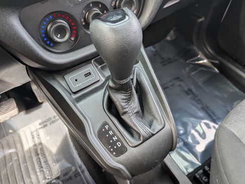 Used 2018 RAM ProMaster City Tradesman SLT FWD image 27