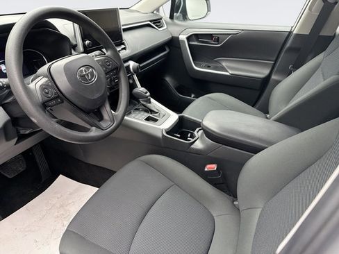 Used 2024 Toyota RAV4 LE image 10