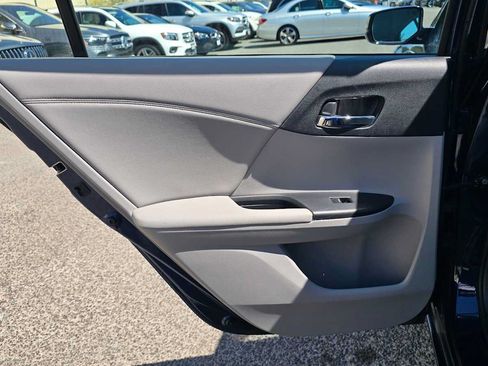 Used 2014 Honda Accord EX-L image 15