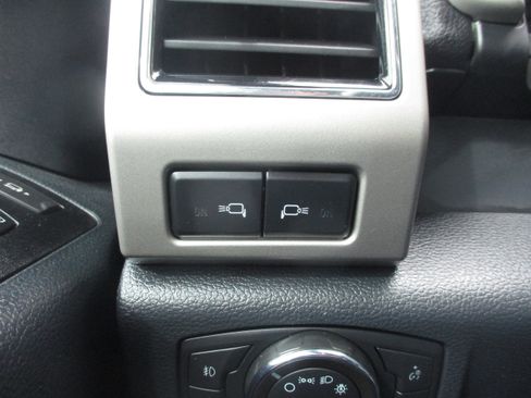 Used 2022 Ford F350 Lariat w/ Lariat Ultimate Package image 22