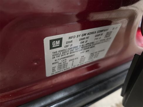 Used 2022 Chevrolet Trax LT w/ LT Convenience Package image 37