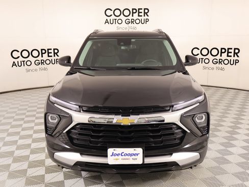 Used 2024 Chevrolet TrailBlazer LT w/ LT Cold Weather Package FWD image 9