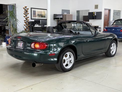 Used 2000 MAZDA MX-5 Miata image 12