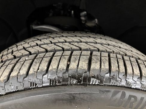 Used 2025 GMC Sierra 1500 Denali Ultimate image 10