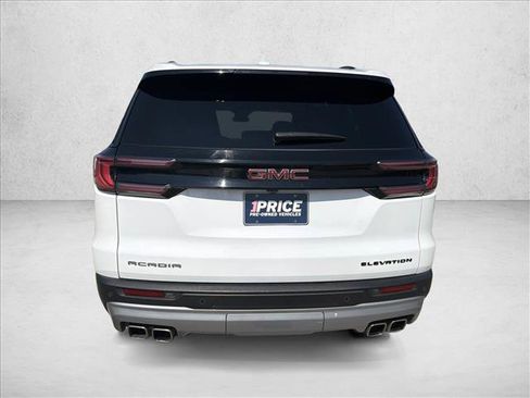 Used 2024 GMC Acadia Elevation w/ Luxury Package FWD image 4