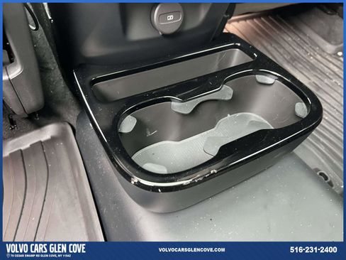 Used 2026 Volvo XC90 B6 Ultra image 11