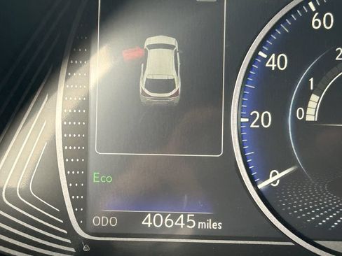 Used 2019 Lexus UX 200 w/ Accessory Package 2 FWD image 21