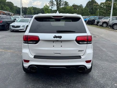 Used 2017 Jeep Grand Cherokee SRT AWD/4WD image 6