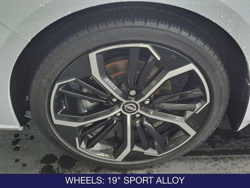 Used 2024 Nissan Altima 2.5 SR w/ SR Premium Package FWD image 29
