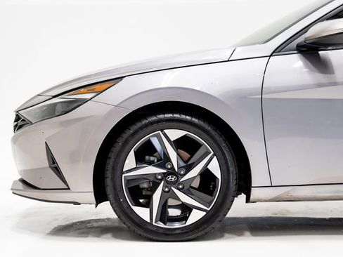 Used 2023 Hyundai Elantra SEL w/ Convenience Package FWD image 27