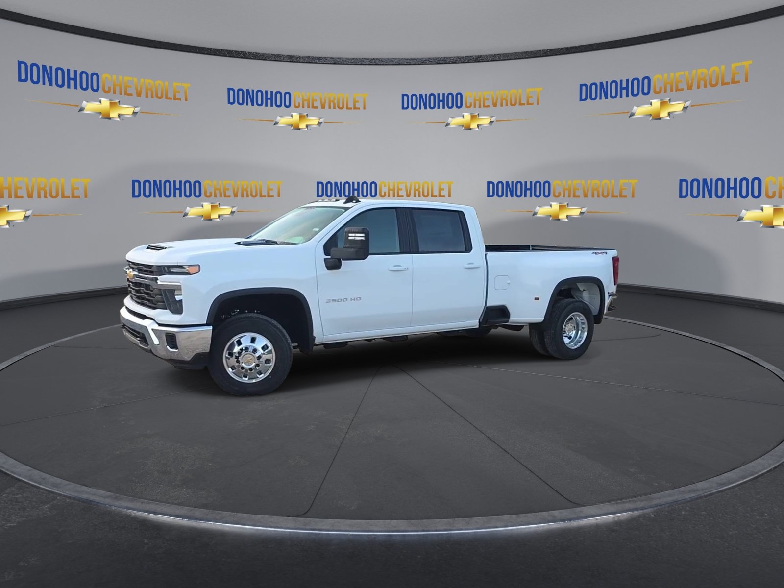 New 2026 Chevrolet Silverado 3500 LT AWD/4WD image 8