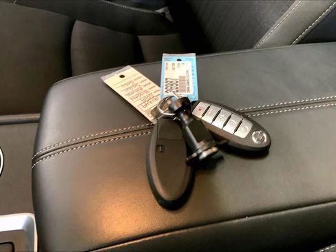 Used 2019 Nissan Altima 2.5 SV image 14