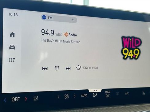 New 2026 Ford Explorer Platinum w/ LUX Leather Package image 19