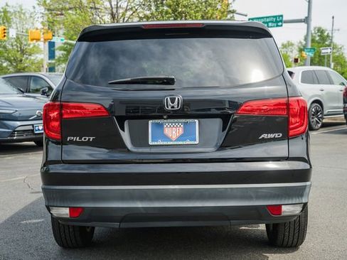 Used 2017 Honda Pilot LX image 6