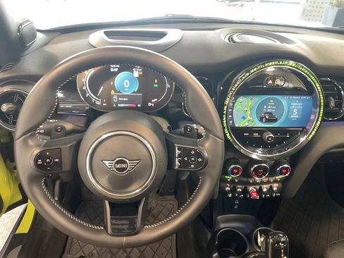 Used 2023 MINI Cooper S image 21
