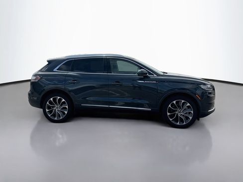 Used 2021 Lincoln Nautilus Reserve FWD image 8