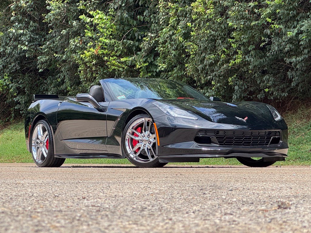 Used 2014 Chevrolet Corvette Stingray Convertible w/ 3LT Preferred Equipment Group RWD image 2
