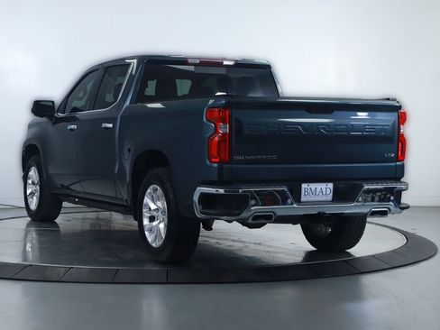Used 2021 Chevrolet Silverado 1500 LTZ w/ LTZ Convenience Package II AWD/4WD image 10