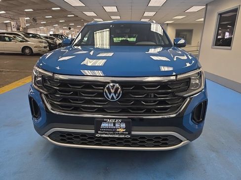 Used 2026 Volkswagen Atlas Cross Sport SE AWD/4WD image 18