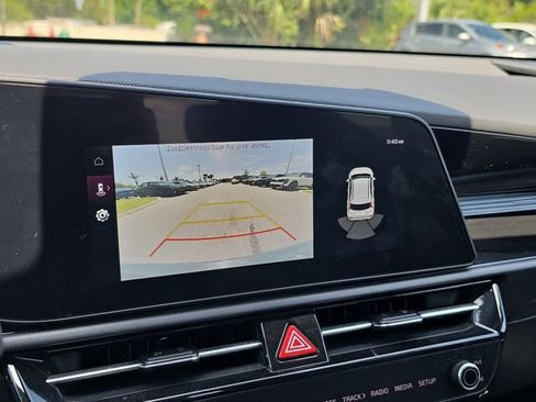 Certified 2023 Kia Niro EX FWD image 24