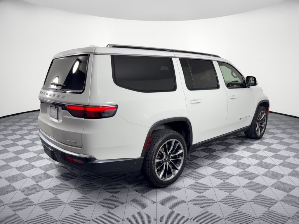 Used 2022 Jeep Wagoneer Series III w/ Premium Group I AWD/4WD image 9