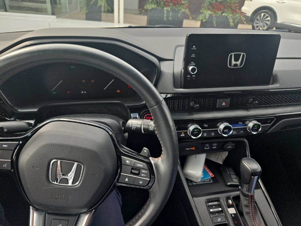 Used 2023 Honda CR-V Sport Touring image 9