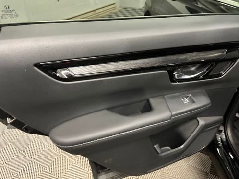 Used 2025 Honda CR-V EX-L image 22