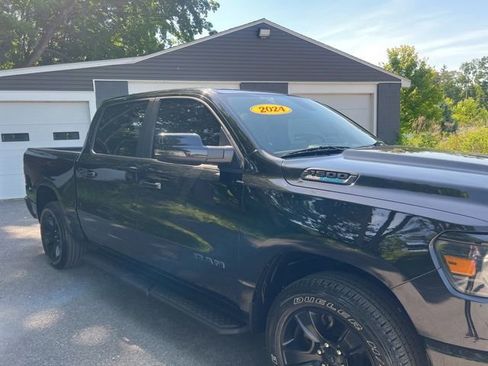 Used 2024 RAM 1500 Big Horn AWD/4WD image 6