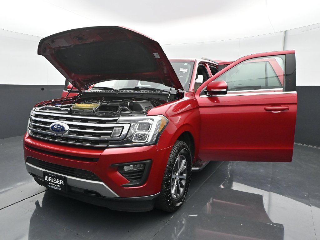 Used 2020 Ford Expedition XLT w/ Equipment Group 202A AWD/4WD image 27