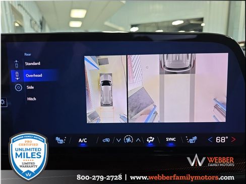 Used 2026 Chevrolet Traverse Z71 w/ Driver Confidence Package AWD/4WD image 39
