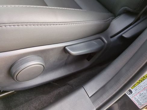 New 2025 MAZDA CX-30 AWD 2.5 S w/ Select Sport Pkg image 15