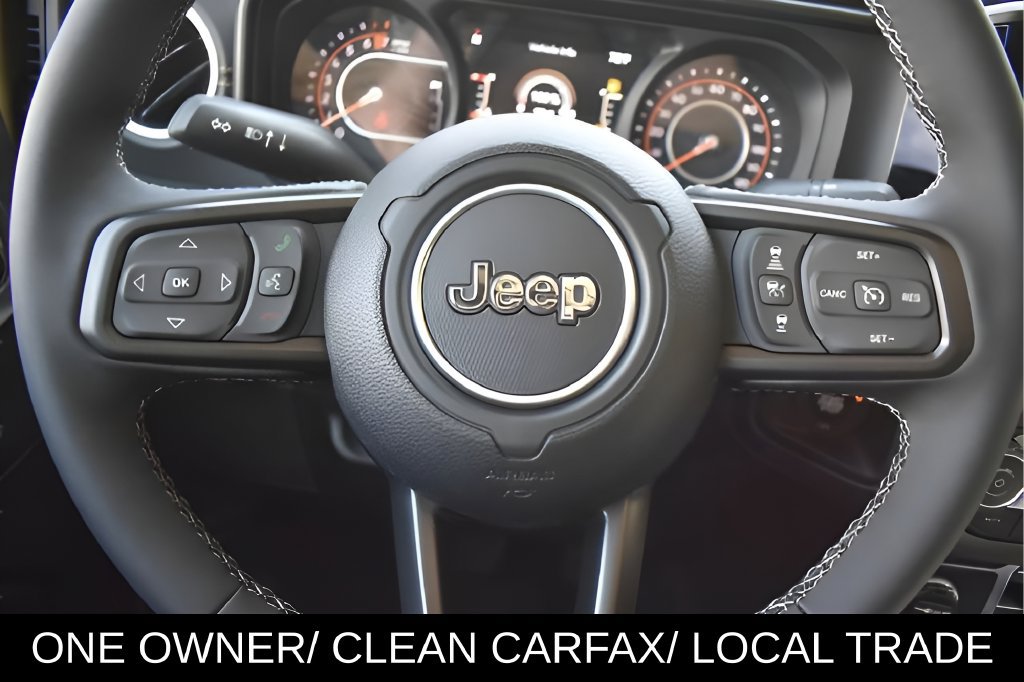 Used 2025 Jeep Gladiator Sport AWD/4WD image 17