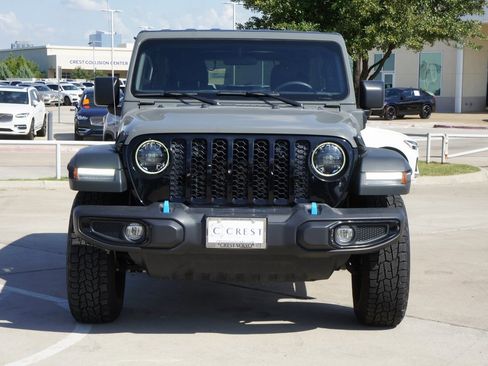 Used 2023 Jeep Wrangler Unlimited image 3