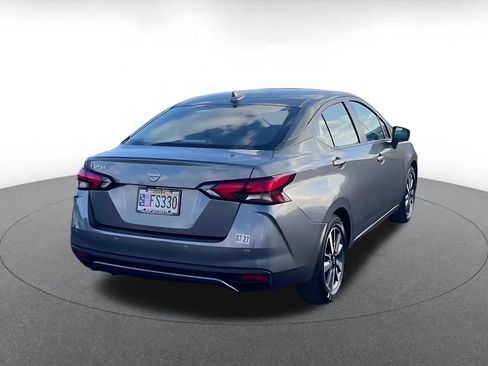 Used 2025 Nissan Versa SV FWD image 14