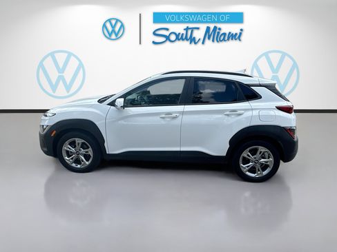 Used 2023 Hyundai Kona SEL w/ Convenience Package FWD image 4