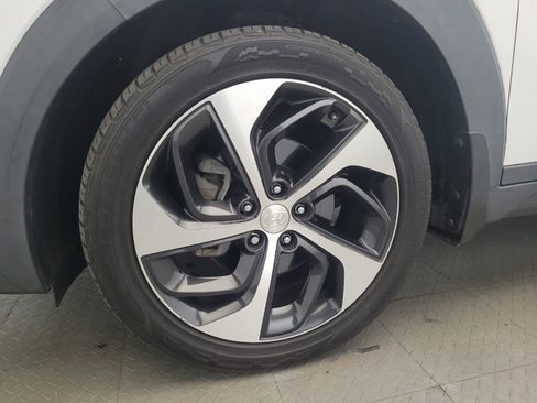 Used 2016 Hyundai Tucson Limited w/ Option Group 03 AWD/4WD image 31