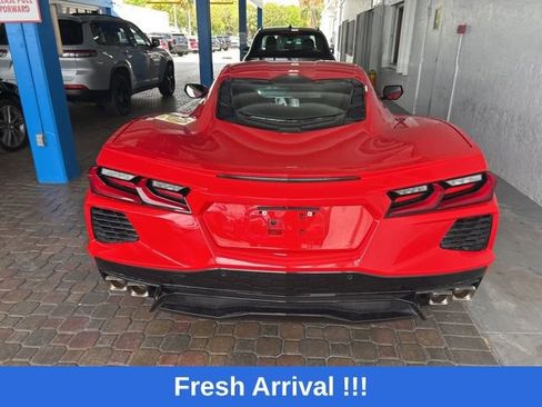 Used 2022 Chevrolet Corvette Stingray Coupe w/ 1LT RWD image 12